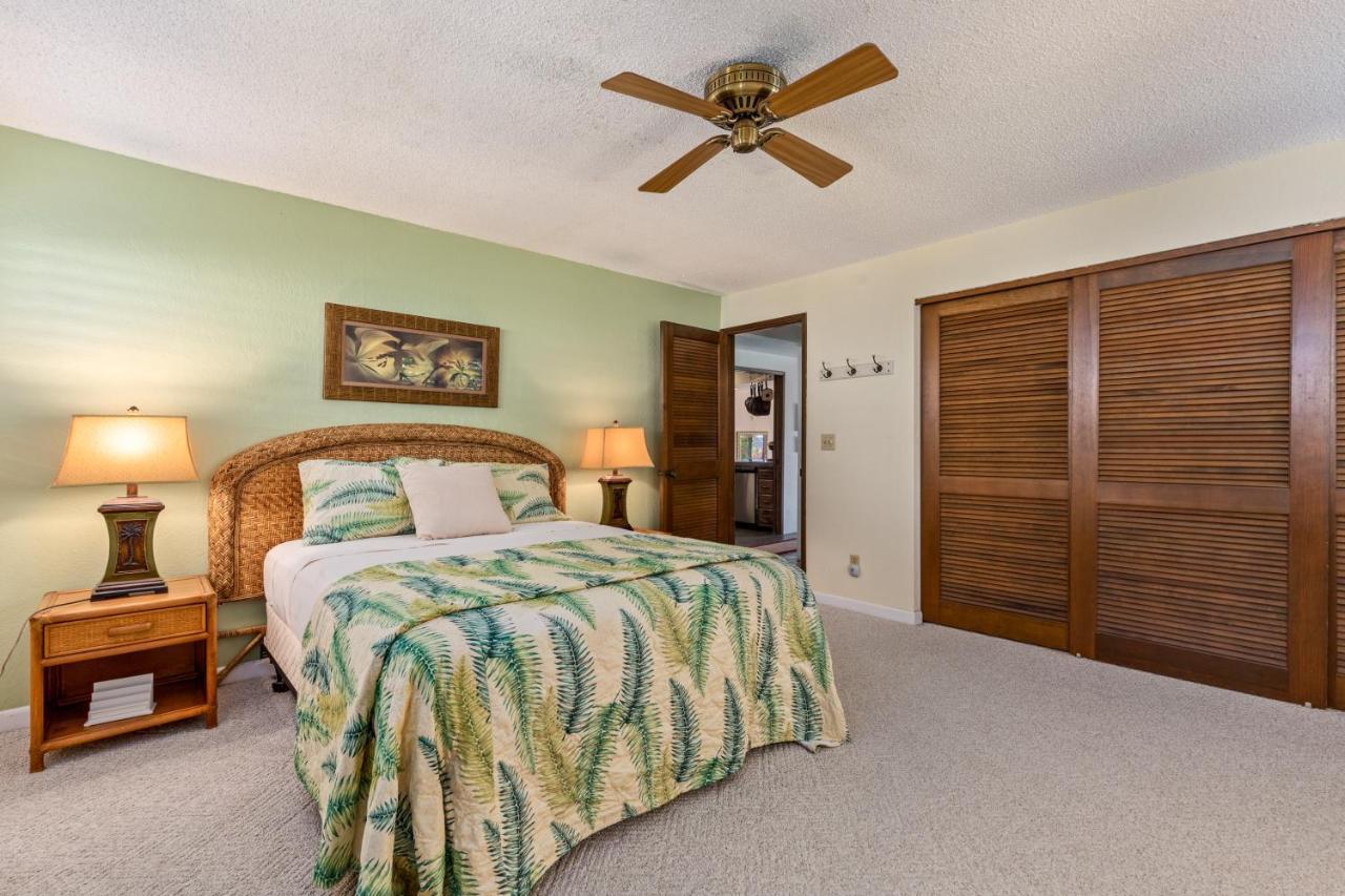 Oceanfront Complex With 2 Pools, Tennis Courts, And Expansive Ocean Views - 10-104 Kailua-Kona Exterior photo