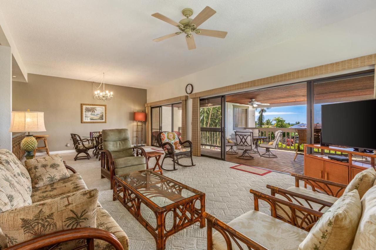 Oceanfront Complex With 2 Pools, Tennis Courts, And Expansive Ocean Views - 10-104 Kailua-Kona Exterior photo