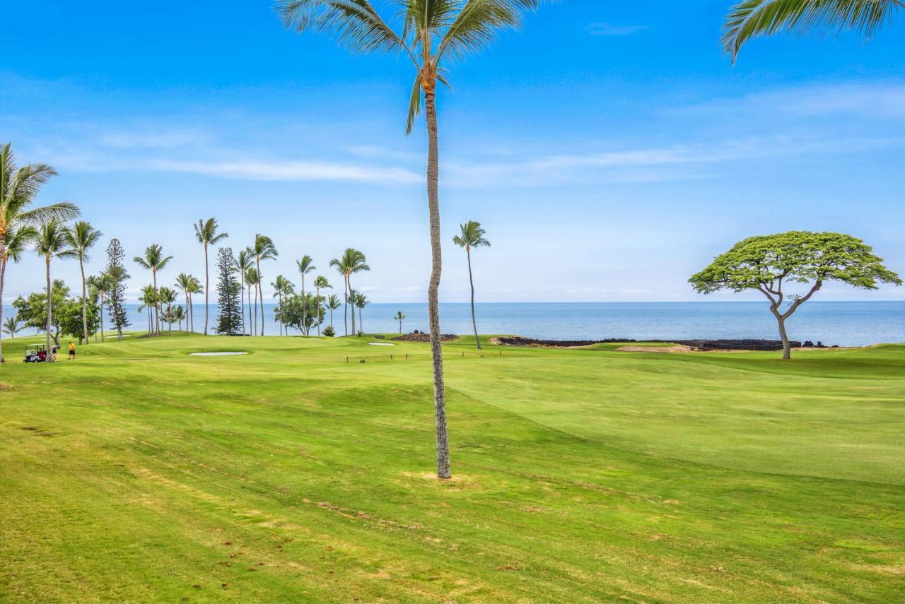 Oceanfront Complex With 2 Pools, Tennis Courts, And Expansive Ocean Views - 10-104 Kailua-Kona Exterior photo