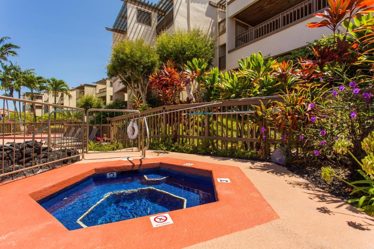Oceanfront Complex With 2 Pools, Tennis Courts, And Expansive Ocean Views - 10-104 Kailua-Kona Exterior photo